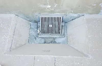 Detailing & Drains