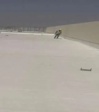 Jafura PKG-3 Building Project (Aramco) – Roof waterproofing by PIR, white on black EPDM, PVC system & lightweight concrete