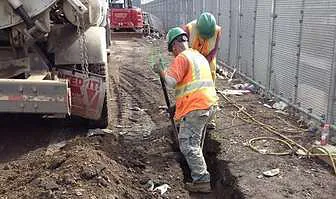 Manual Excavation at Aramco Corridor, Yanbu – Excavation for pipelines & cables, backfilling, compaction and site clearance